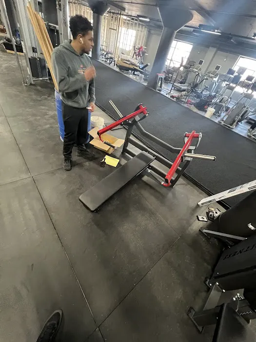 Absolute Fitness LLC Picture 6