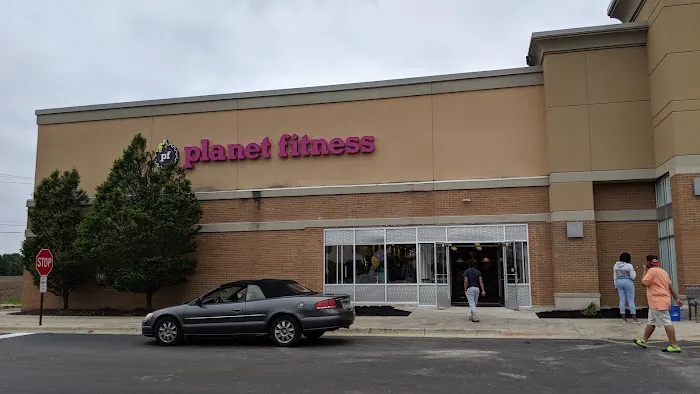 Planet Fitness Picture 8