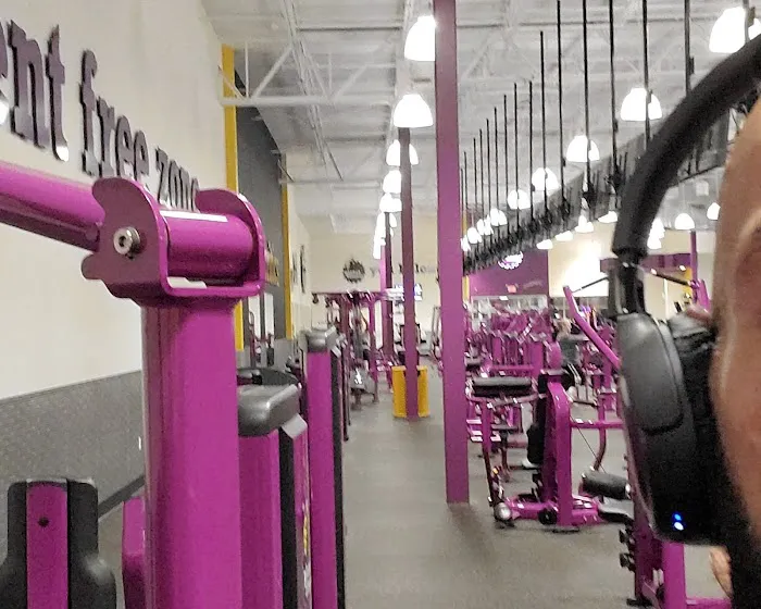 Planet Fitness Picture 4
