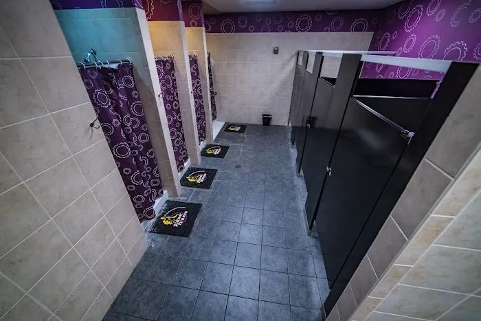 Planet Fitness Picture 2