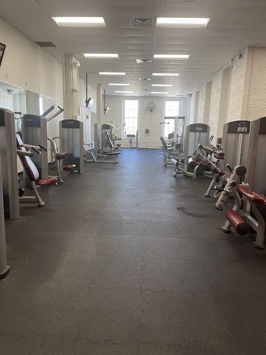 Rock Island Arsenal Fitness Center Picture 5