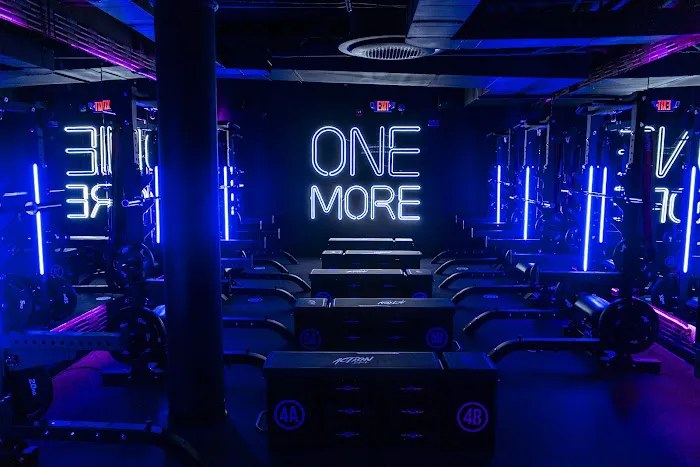 Action Black NoMad Gym Picture 1