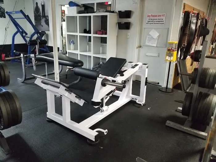 24 hour Fitness Zone gym. Picture 9