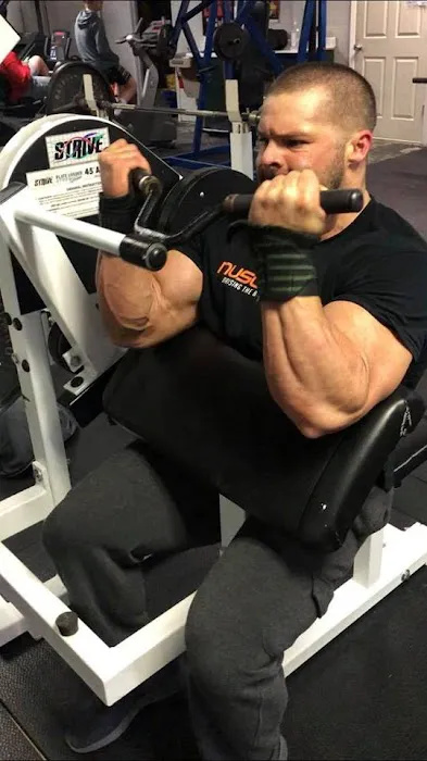 24 hour Fitness Zone gym. Picture 1