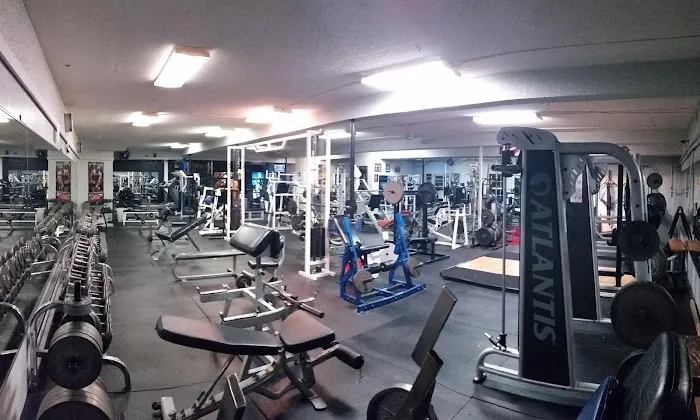24 hour Fitness Zone gym. Picture 8
