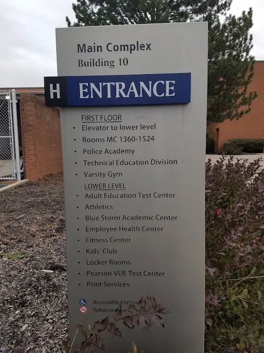 Southwestern Illinois College Main Campus Belleville Main Building H Entrance Picture 1