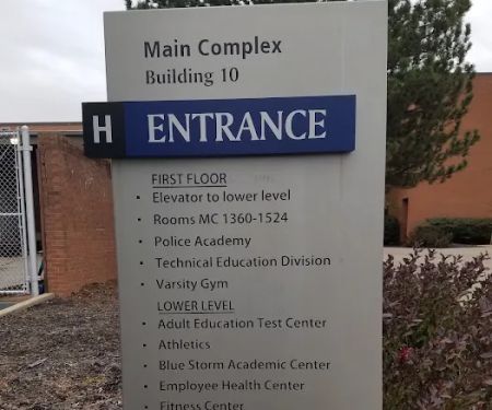 Southwestern Illinois College Main Campus Belleville Main Building H Entrance