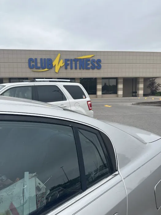 Club Fitness - Belleville Picture 1