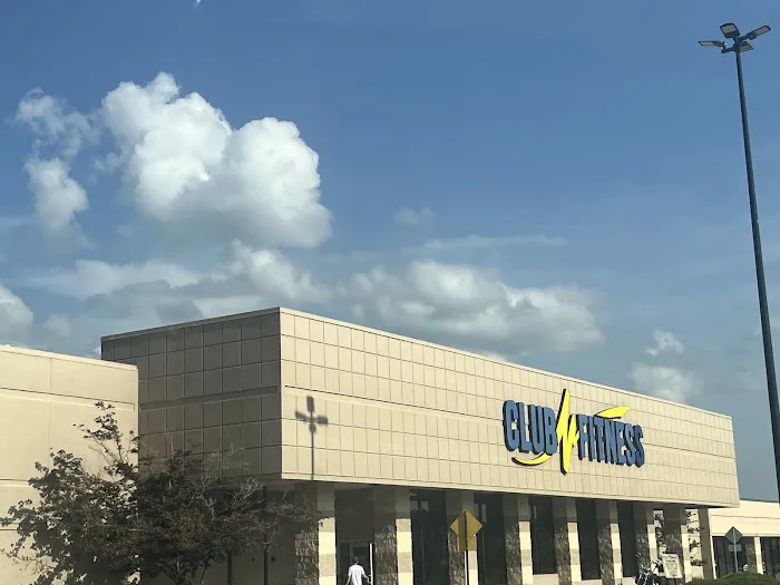 Club Fitness - Belleville Picture 9