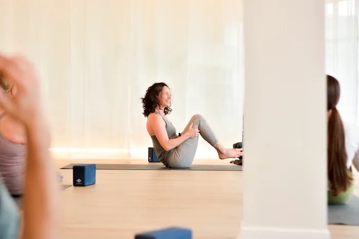 Ahimsa Yoga Studio Evanston Picture 2