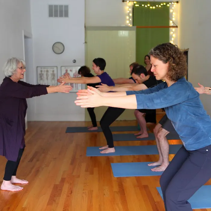 Grateful Yoga Picture 9