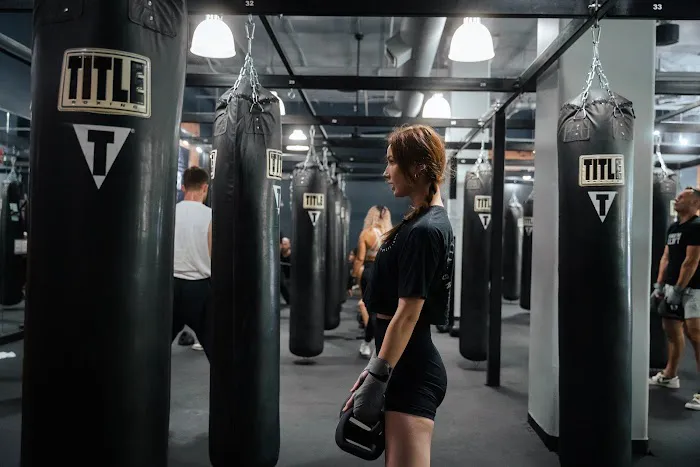 TITLE Boxing Club Evanston Picture 8