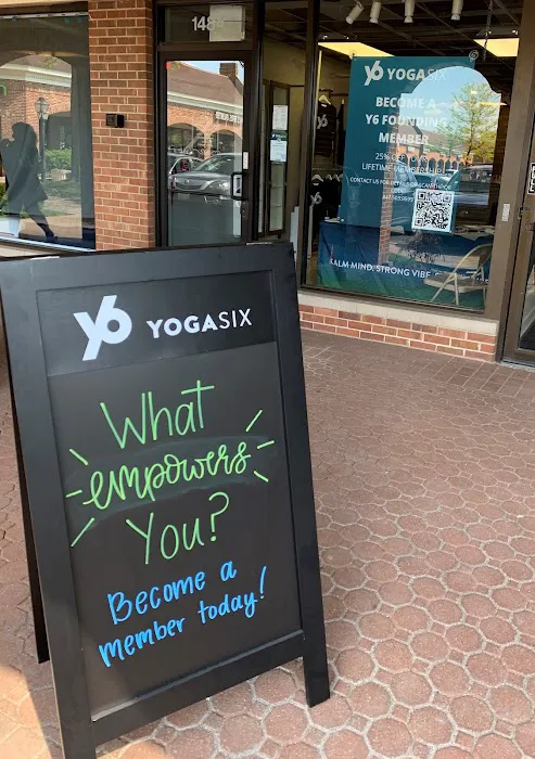 YogaSix Glenview Picture 6