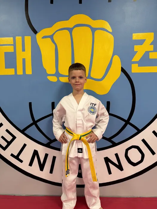 TRUE WAY ITF TAEKWON-DO • FITNESS • KICKBOXING Picture 2