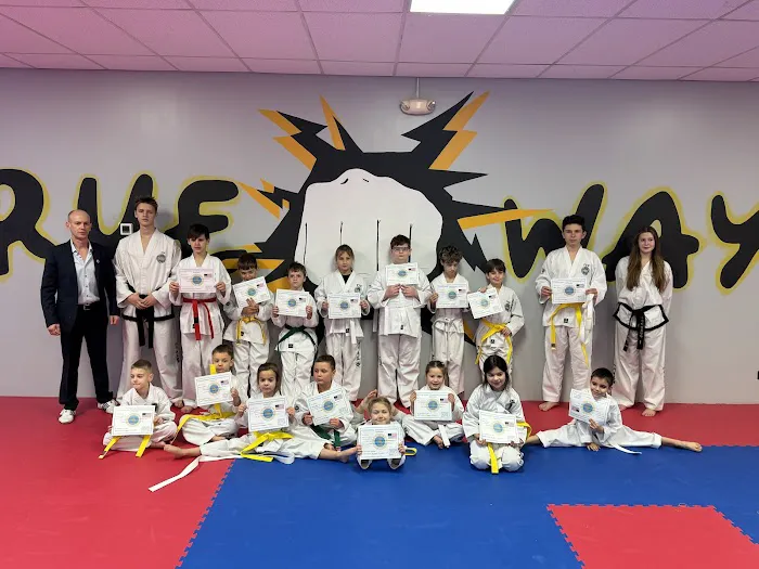 TRUE WAY ITF TAEKWON-DO • FITNESS • KICKBOXING Picture 10