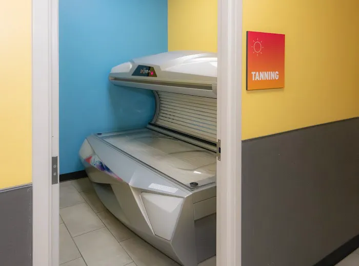 Crunch Fitness - Palatine Picture 2