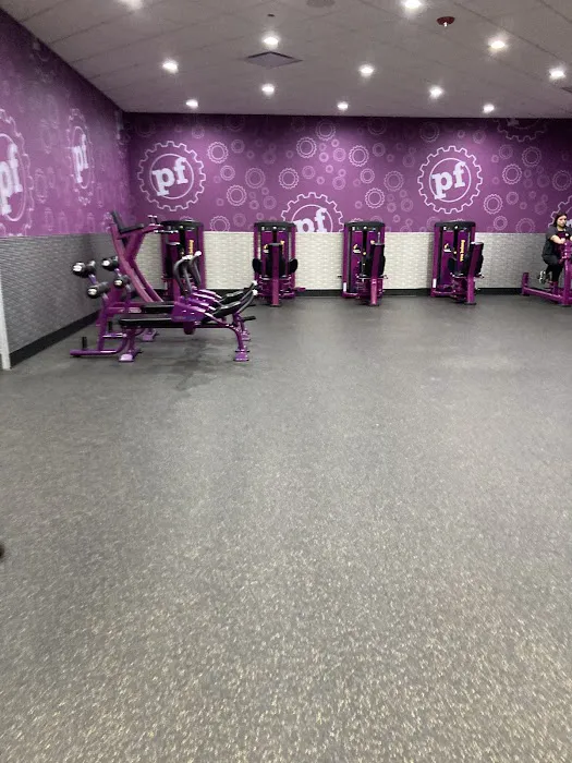 Planet Fitness Picture 9