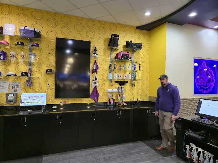 Planet Fitness Picture 1