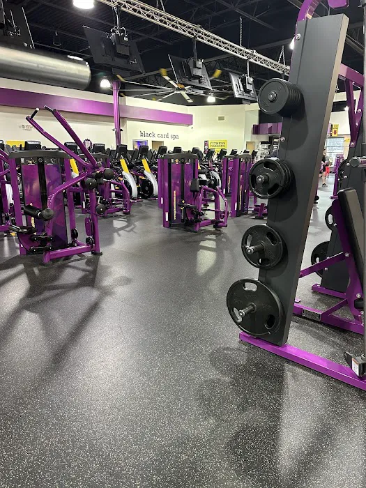 Planet Fitness Picture 10