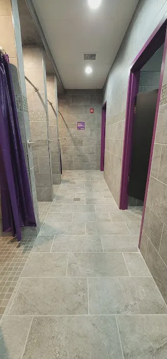 Planet Fitness Picture 1