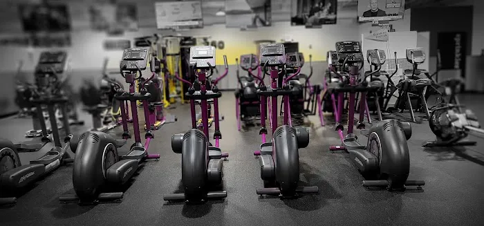 Planet Fitness Picture 5