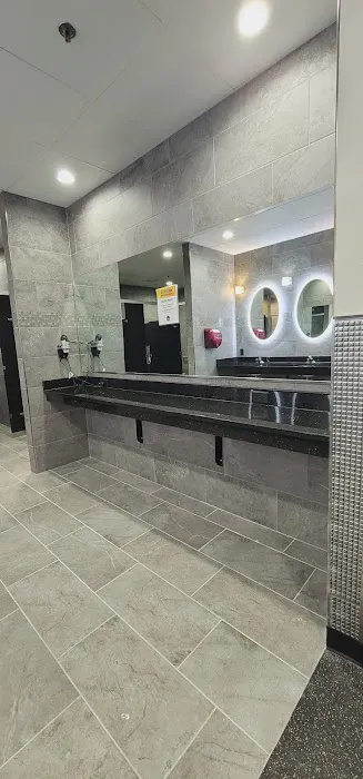 Planet Fitness Picture 2