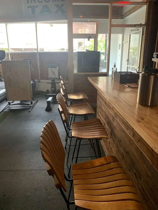 Midtown Fitness Picture 2