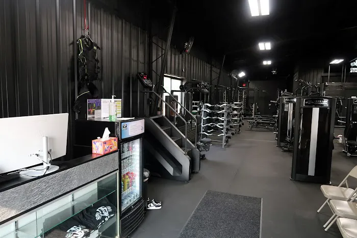 Obsidian Strength Gym Picture 4
