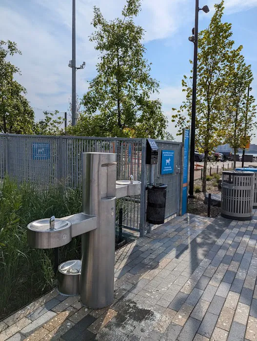 Gansevoort Peninsula River Gym Picture 2