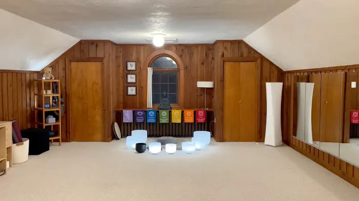 Yogahaus Yoga + Sound Meditation Picture 3