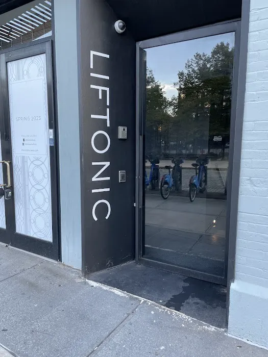 LIFTONIC West Village Picture 6