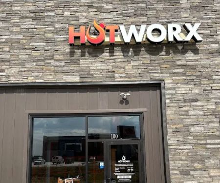 HOTWORX - Davenport, IA