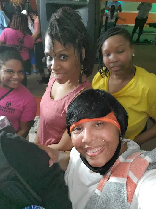 Push Fitness Entertainment Picture 1