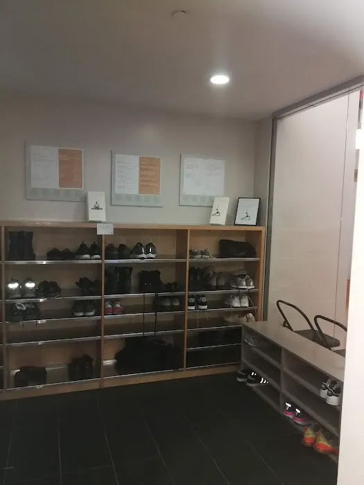 Iyengar Yoga Institute of New York Picture 3