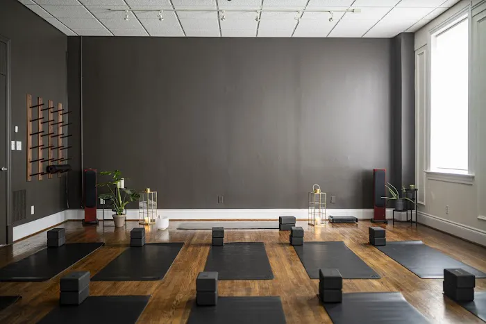 Central West End Yoga Picture 6