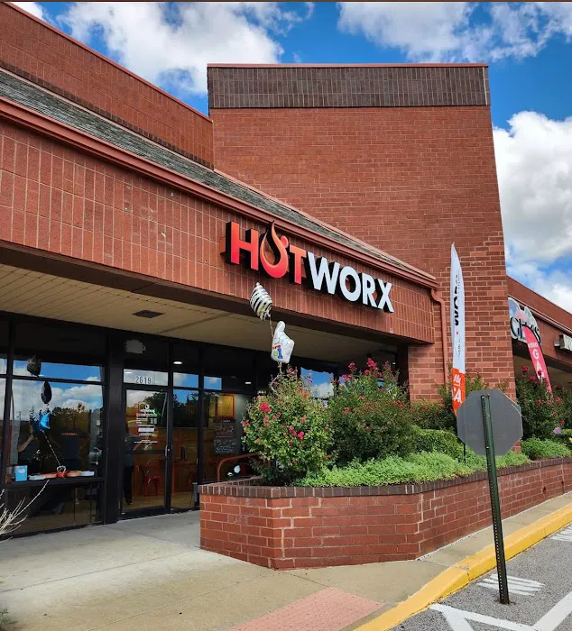 HOTWORX-Swansea Picture 3