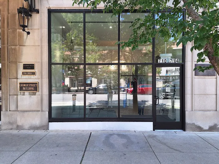BODYBAR Pilates - Evanston Picture 6