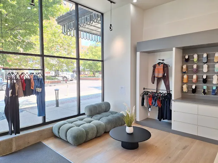 BODYBAR Pilates - Evanston Picture 5