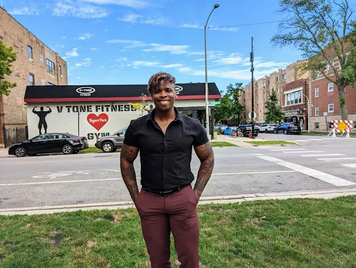 V Tone Fitness Gym Chicago Picture 4