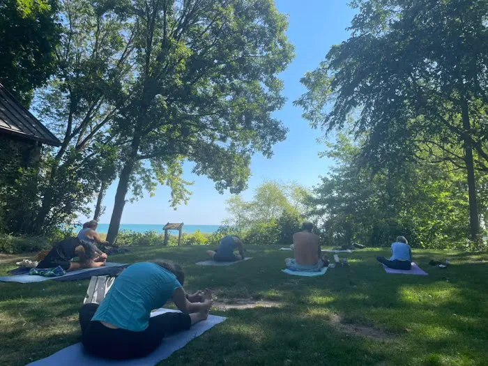 Heaven Meets Earth Yoga Studio Picture 5