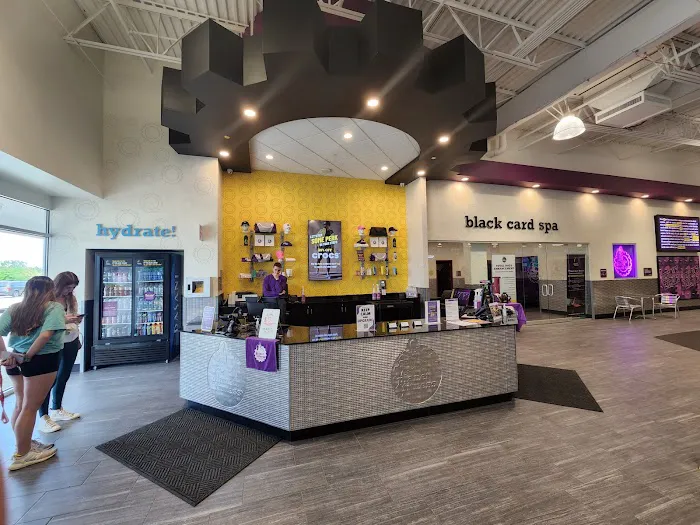 Planet Fitness Picture 4