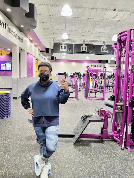 Planet Fitness Picture 1
