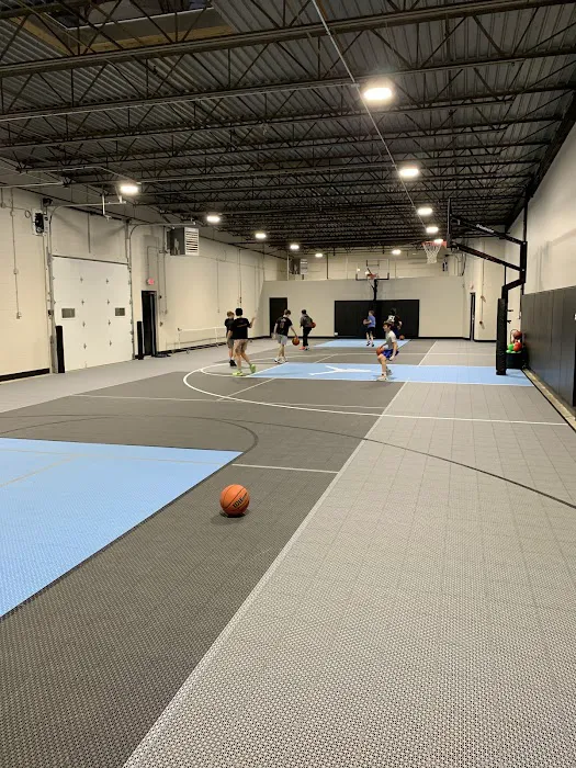 FIELDHOUSE BY THE FOX Picture 2