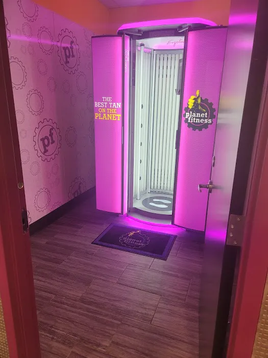 Planet Fitness Picture 5