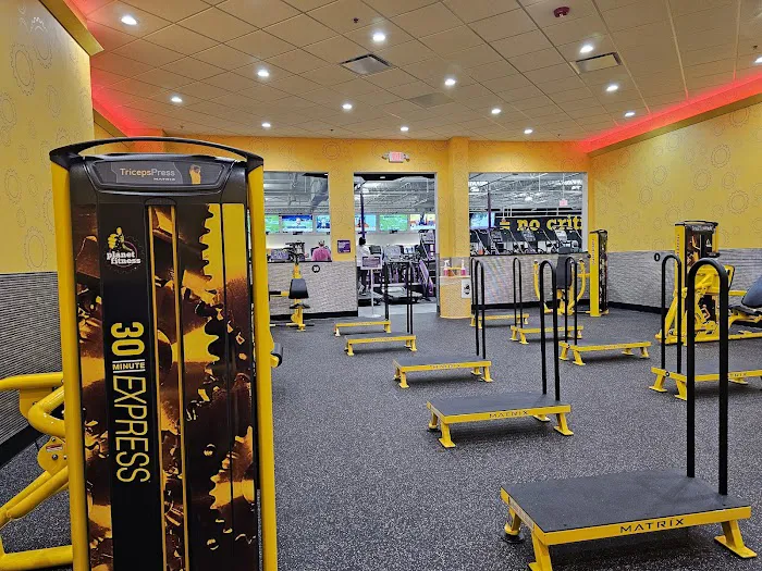 Planet Fitness Picture 6
