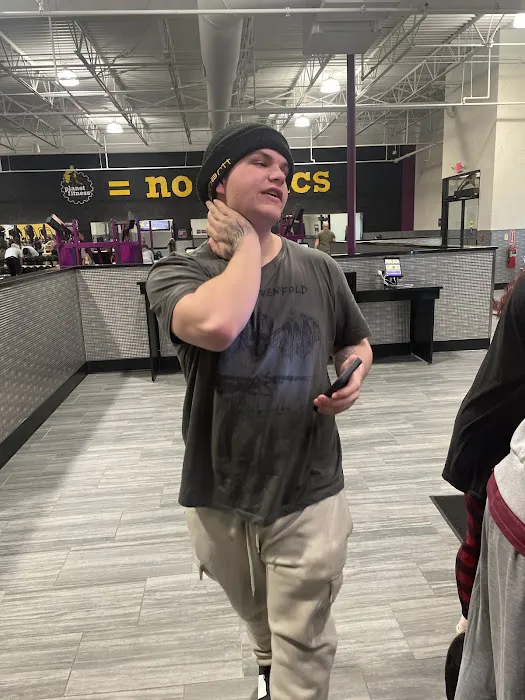 Planet Fitness Picture 9