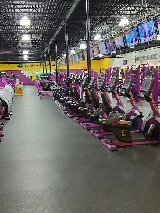 Planet Fitness Picture 4