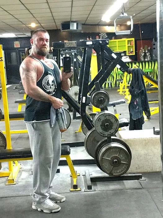 Asylum Gym Picture 5