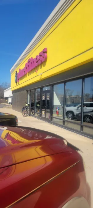 Planet Fitness Picture 2