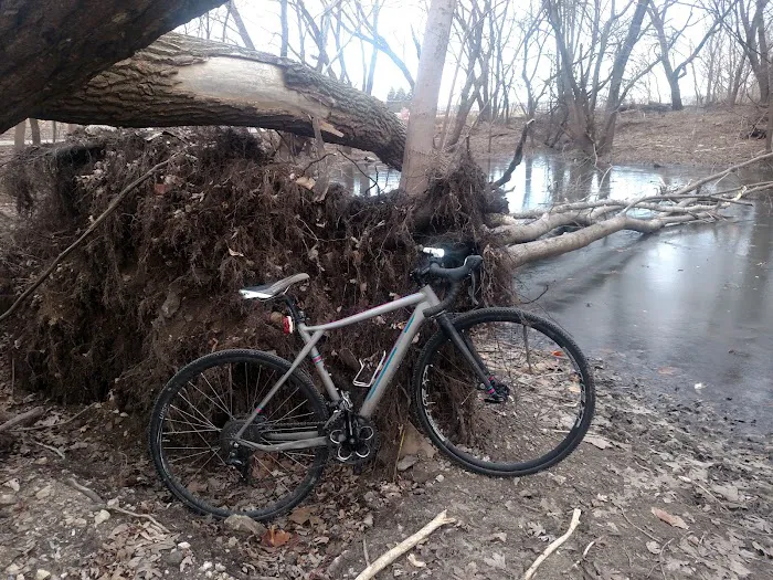 Quad City Volleyball Factory Picture 2
